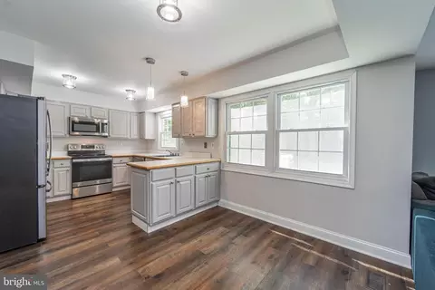 Kitchen - 9003 Eastbourne Ln, Laurel, MD 20708 photo 2 of 3