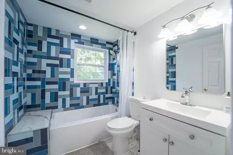 Bath - 9003 Eastbourne Ln, Laurel, MD 20708 photo 3 of 3