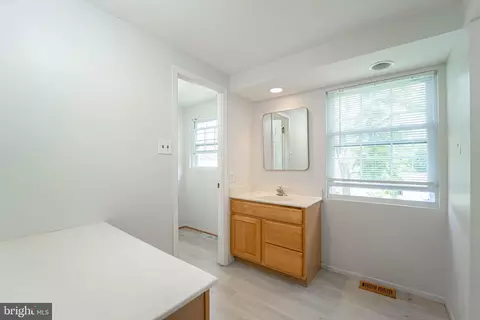 Bath - 9003 Eastbourne Ln, Laurel, MD 20708 photo 2 of 3