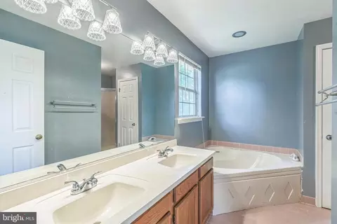 8700 Mount Clair Ct, Clinton, MD 20735 photo 18
