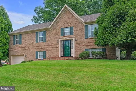 8700 Mount Clair Ct, Clinton, MD 20735 photo 4