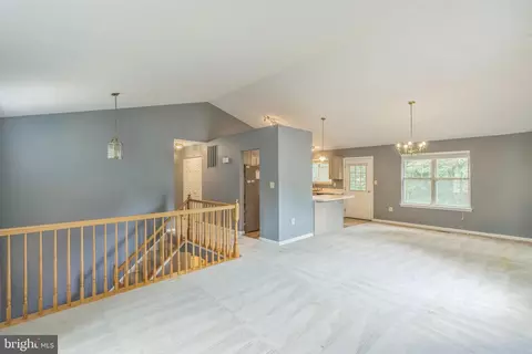 8700 Mount Clair Ct, Clinton, MD 20735 photo 5