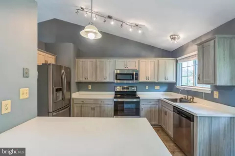 8700 Mount Clair Ct, Clinton, MD 20735 photo 8