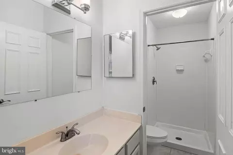 Bath - 7022 Storch Ln, Lanham, MD 20706 photo 5 of 7