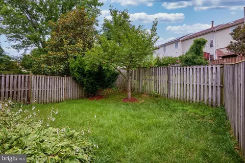 Exterior - 7022 Storch Ln, Lanham, MD 20706 photo 4 of 4