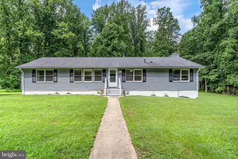 5810 Floral Park Rd, Brandywine, MD 20613