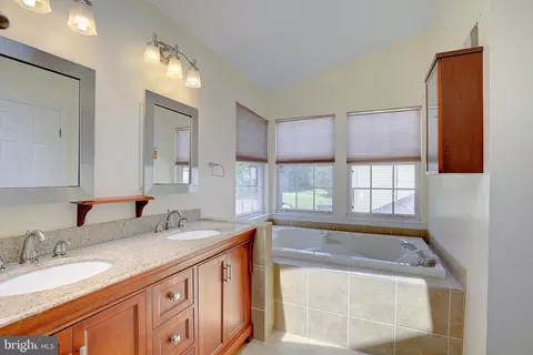 Bath - 11718 Backus Dr, Bowie, MD 20720 photo 4 of 6