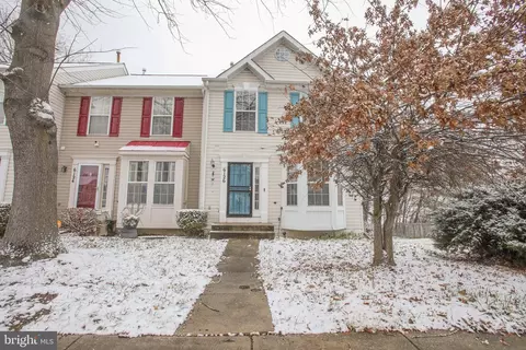 6126 Cedar Post Dr, District Heights, MD 20747