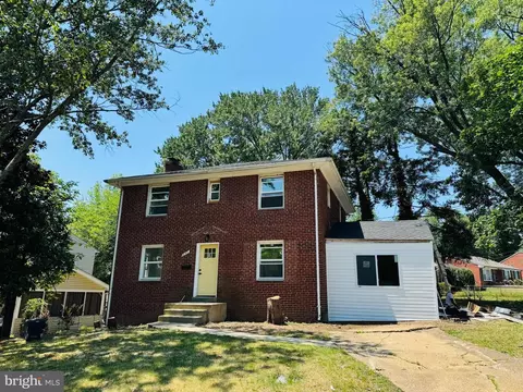 333 Brockton Rd, Oxon Hill, MD 20745