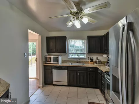 8600 Sumter Ln, Clinton, MD 20735 photo 12