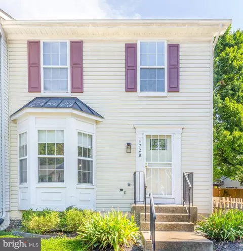 4720 Pistachio Ln, Capitol Heights, MD 20743
