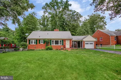 3304 Chatham Rd, Hyattsville, MD 20783