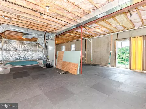15220 Croom Rd, Brandywine, MD 20613 photo 46