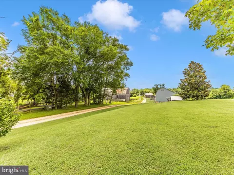15220 Croom Rd, Brandywine, MD 20613 photo 68