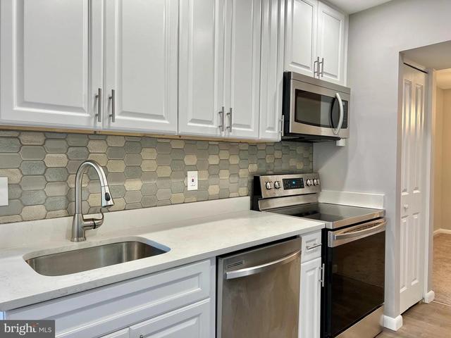 7923 Mandan Rd #303, Greenbelt, MD 20770 | MLS# MDPG2159460 | 60 Photos ...
