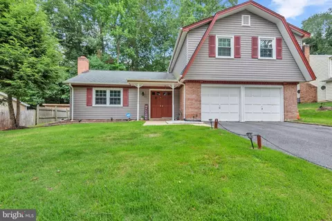 9106 Grandhaven Ave, Marlboro, MD 20772