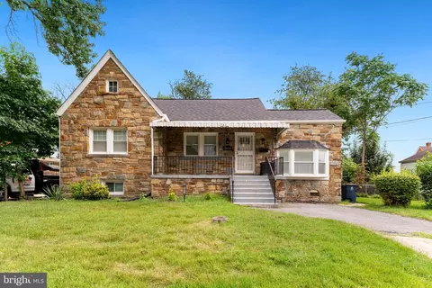 2614 Fort Dr, Suitland, MD 20746