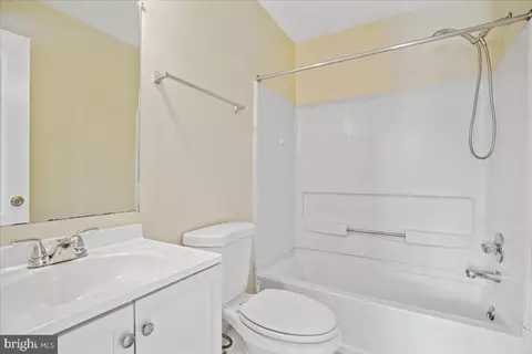 5242 Daventry Ter, District Heights, MD 20747 photo 12
