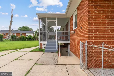 Exterior - 5912 Alan Dr, Clinton, MD 20735 photo 8 of 9