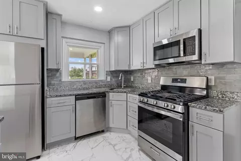 Kitchen - 5912 Alan Dr, Clinton, MD 20735 photo 2 of 4