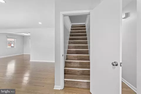 Entry Way - 5912 Alan Dr, Clinton, MD 20735 photo 2 of 4
