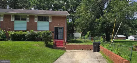 828 Booker Pl, Capitol Heights, MD 20743