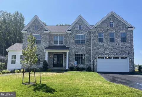4011 Diplomat Ave, Bowie, MD 20721