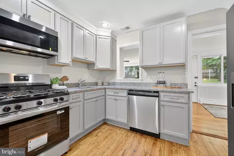 2813 Laurel Ave, Cheverly, MD 20785 photo 8