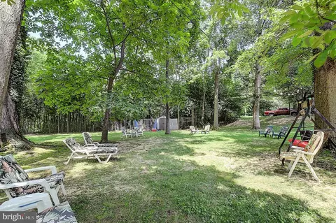 Exterior - 8610 Briarcroft Ln, Laurel, MD 20708 photo 5 of 7