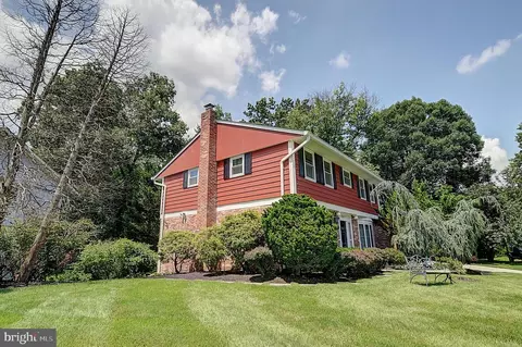 Exterior - 8610 Briarcroft Ln, Laurel, MD 20708 photo 7 of 7