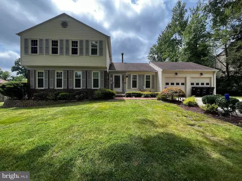 12713 Prospect Knolls Dr, Bowie, MD 20720