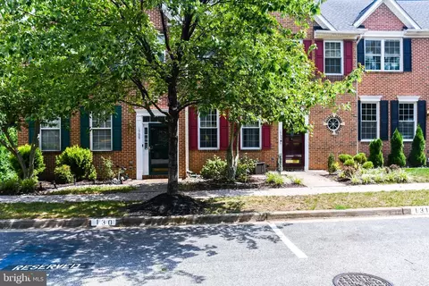 1709 Chinaberry Ct, Bowie, MD 20721