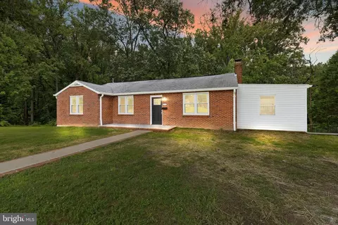 13602 Woodedge Dr, Bowie, MD 20720