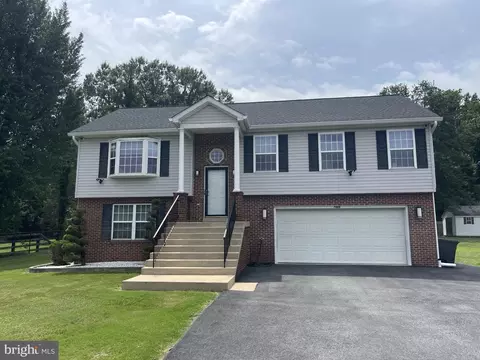 7008 High Bridge Rd, Bowie, MD 20720