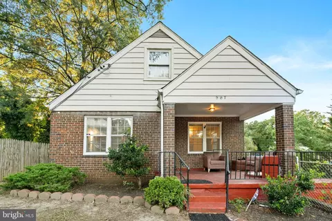 607 Larchmont Ave, Capitol Heights, MD 20743