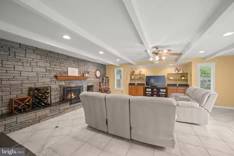3402 Morlock Ln, Bowie, MD 20715 photo 8