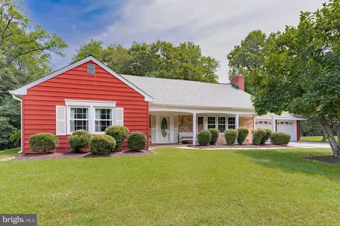 12803 Cedarbrook Ln, Laurel, MD 20708