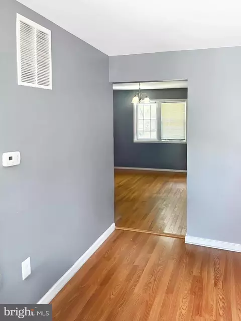 Entry Way - 7626 Carissa Ln, Laurel, MD 20707 photo 2 of 4