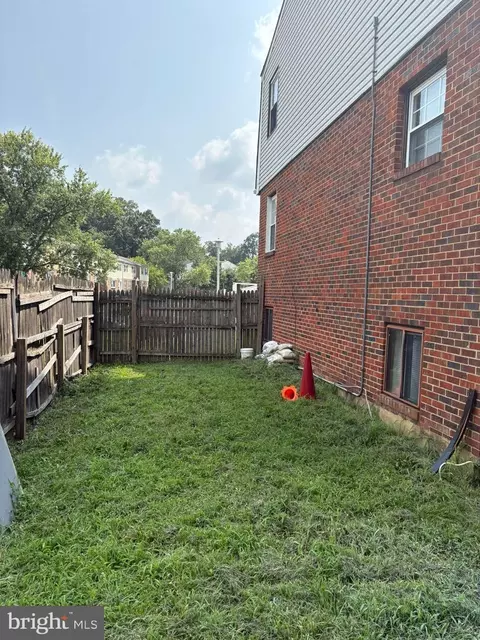 Exterior - 7626 Carissa Ln, Laurel, MD 20707 photo 2 of 2
