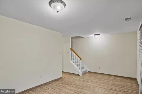 Living - 14201 Oakpointe Dr, Laurel, MD 20707 photo 6 of 7