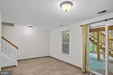 Living - 14201 Oakpointe Dr, Laurel, MD 20707 photo 5 of 7