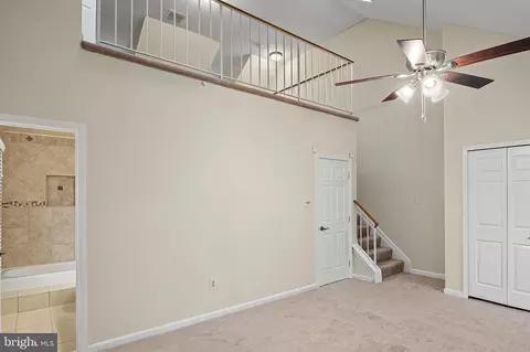 Entry Way - 14201 Oakpointe Dr, Laurel, MD 20707 photo 3 of 6