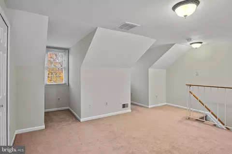 Entry Way - 14201 Oakpointe Dr, Laurel, MD 20707 photo 5 of 6