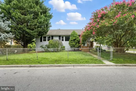 9421 Rhode Island Ave, College Park, MD 20740