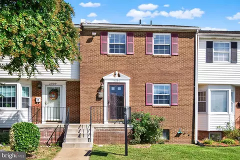 2907 Sunset Ln, Suitland, MD 20746