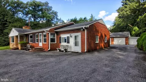 15306 Hall Rd, Bowie, MD 20721 photo 3