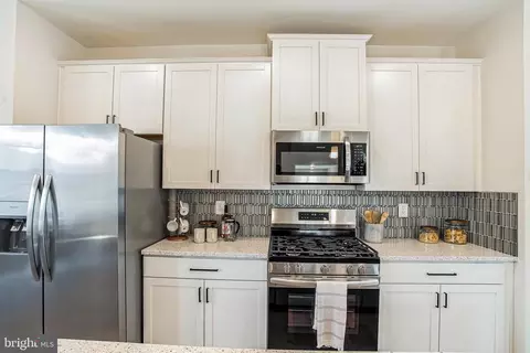 Kitchen - 7308 Roxy Run #10, Clinton, MD 20735 photo 2 of 2
