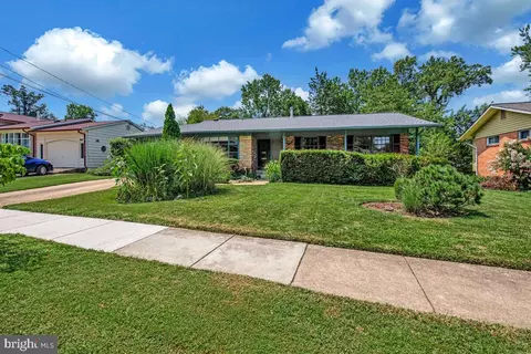 6618 Ian St, Hyattsville, MD 20784
