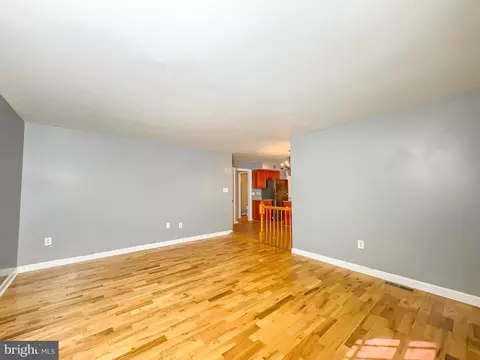 Living - 3703 Endicott Pl, Springdale, MD 20774 photo 3 of 9