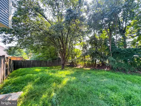Exterior - 3703 Endicott Pl, Springdale, MD 20774 photo 2 of 6